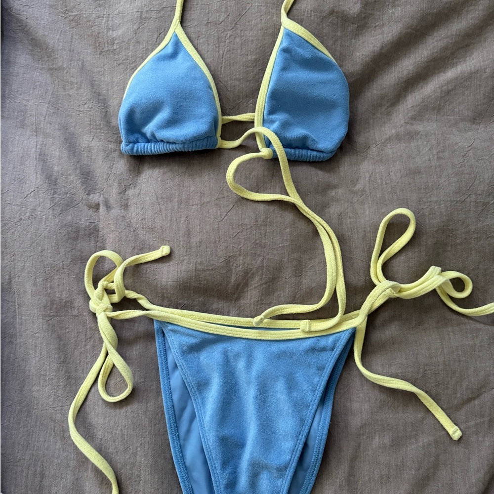PacSun Blue Bikini with Yellow Trim